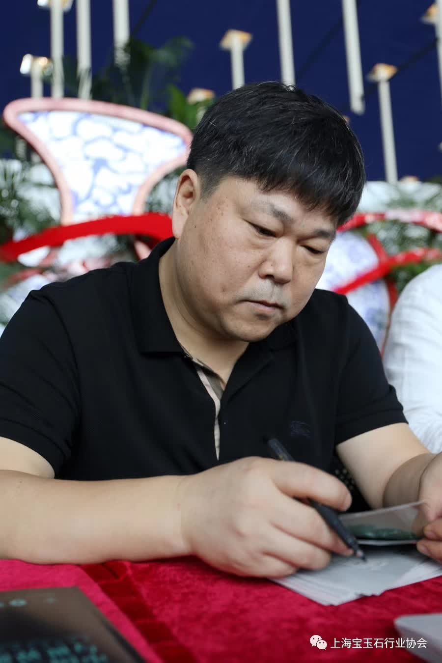 厉害了！中国当代玉雕与世界的对话，大英博物馆邀请访问团今日启程！