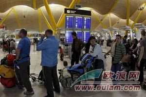 西班牙一华人海关被查后，竟被“追”到店里进行更大的检查