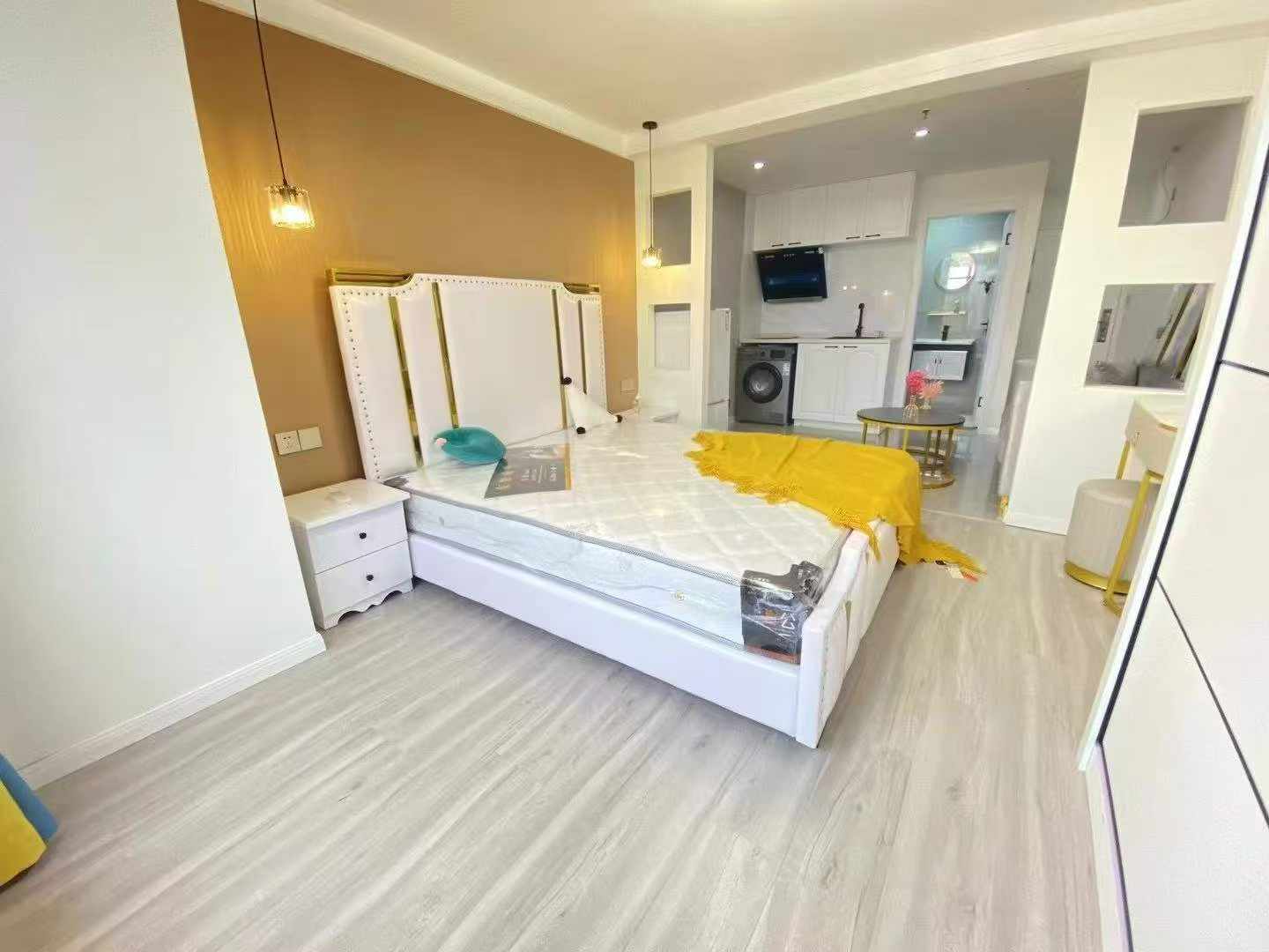 普陀区 华生大厦 1BR Shanghai Rental | ExpatHome