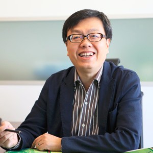 卢强全经联文化和旅游地产委员会主任,北京德懋堂投资有限公司董事长