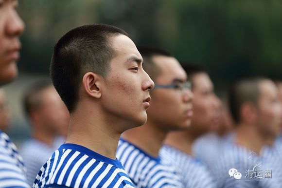 作者简介 佟成权 曾任大连海事大学管理学院副教授,香港