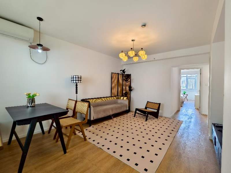 长宁区 长芝大厦 2BR Shanghai Rental | ExpatHome