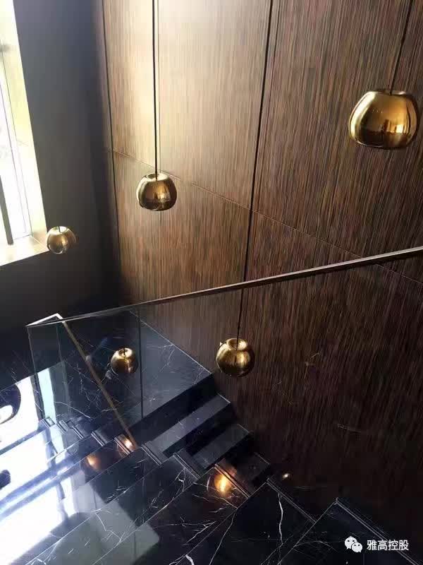 高档会所楼梯黑白根应用